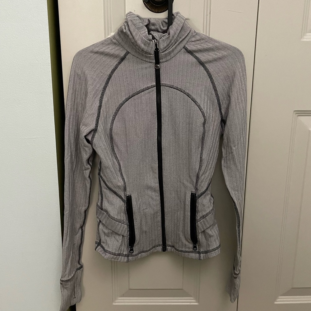 ❗️LULULEMON Define jacket